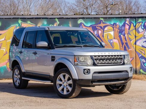 Used 2016 Land Rover LR4 HSE Silver Edition image 11