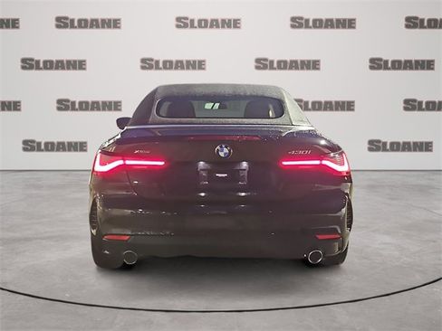 Certified 2023 BMW 430i xDrive Convertible w/ Premium Package image 4