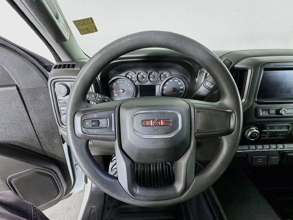 Used 2020 GMC Sierra 1500 4x4 Crew Cab w/ Sierra Value Package image 13