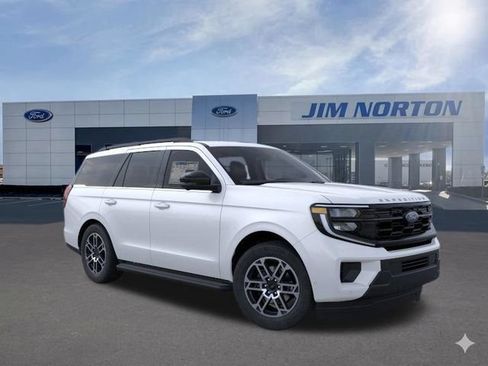 New 2026 Ford Expedition Active AWD/4WD image 9