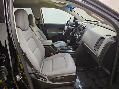 Used 2019 Chevrolet Colorado W/T w/ WT Convenience Package image 11