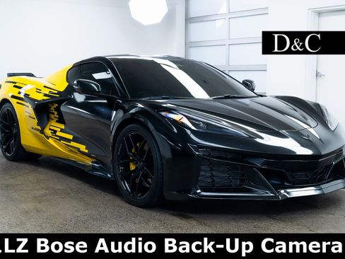 Used 2025 Chevrolet Corvette Z06 image 1