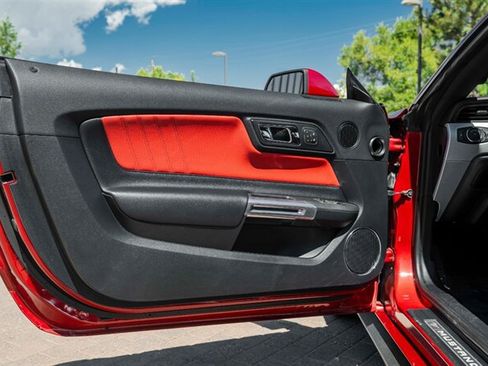 Used 2016 Ford Mustang GT RWD image 22