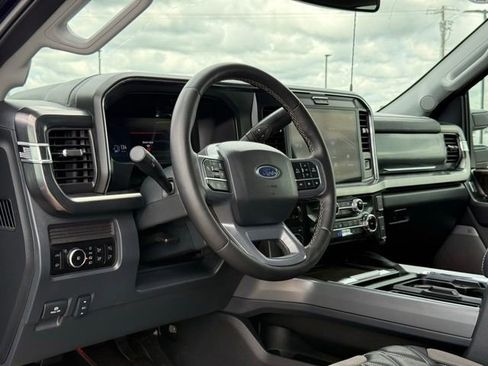 Used 2025 Ford F250 Lariat w/ Lariat Ultimate Package AWD/4WD image 25
