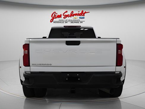 Used 2025 Chevrolet Silverado 3500 W/T image 5