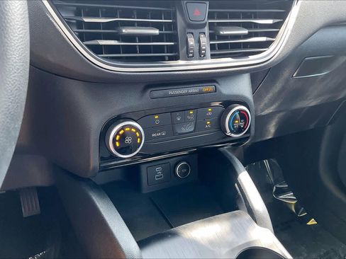 Used 2021 Ford Escape SE FWD image 31