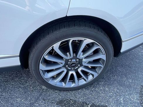 Used 2021 Land Rover Range Rover Westminster Edition image 12