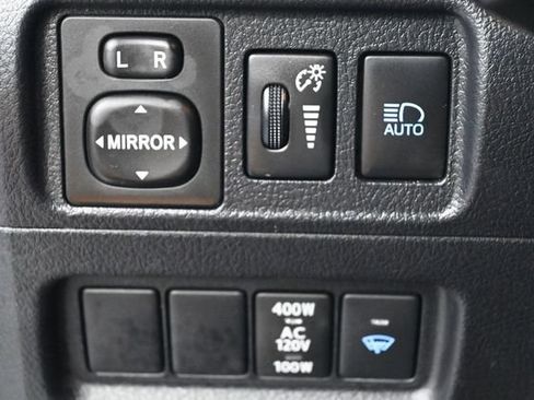 Used 2023 Toyota 4Runner Limited RWD image 13