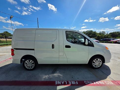 Used 2017 Nissan NV200 SV w/ Technology Package FWD image 16