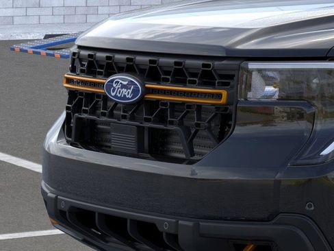 New 2026 Ford Maverick Tremor image 18