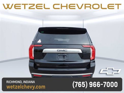 Used 2023 GMC Yukon XL Denali w/ Denali Reserve Package AWD/4WD image 4
