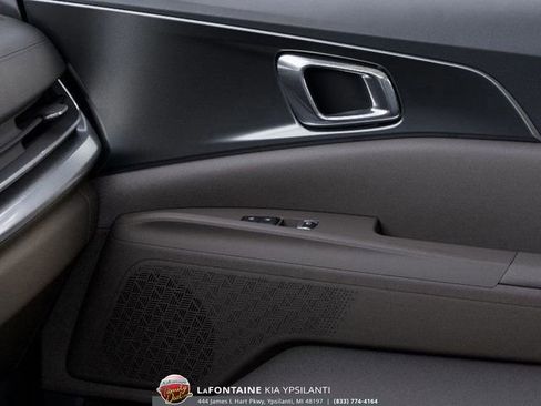 New 2026 Kia Carnival LXS image 25