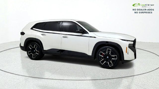Used 2023 BMW XM AWD/4WD image 10