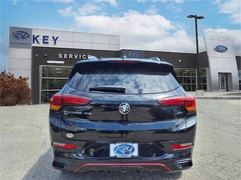 Used 2022 Buick Encore GX Essence w/ Advanced Technology Package image 4