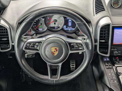 Used 2017 Porsche Cayenne S AWD/4WD image 15