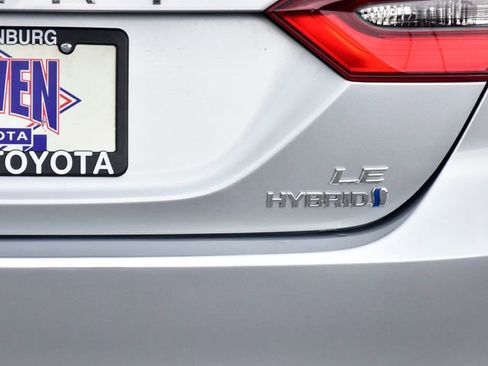 Used 2023 Toyota Camry LE FWD image 10