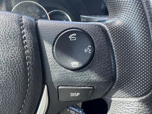 Used 2014 Toyota Corolla LE FWD image 18