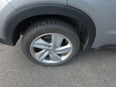 Used 2019 Honda HR-V EX-L image 9