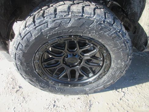 New 2025 Ford F150 XLT w/ Equipment Group 302A MID image 11