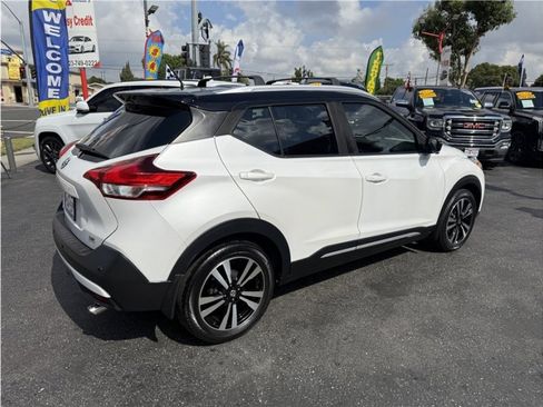 Used 2020 Nissan Kicks SR w/ SR Premium Package image 55