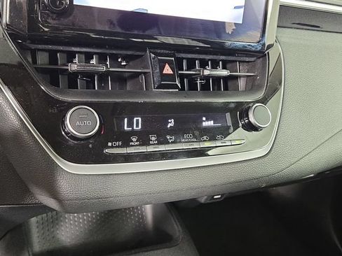 Used 2024 Toyota Corolla LE FWD image 19