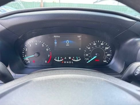 Used 2023 Ford Explorer 4WD image 9