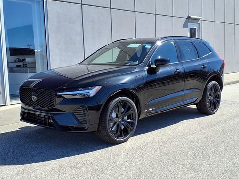 New 2026 Volvo XC60 T8 Ultra w/ Climate Package AWD/4WD image 1