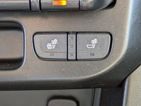 Used 2022 Chevrolet Colorado Z71 image 28