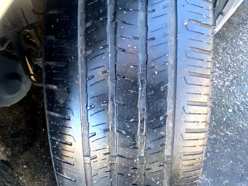 Used 2016 Dodge Grand Caravan SE image 33