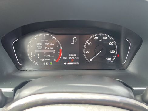 Used 2023 Honda Pilot Touring image 17
