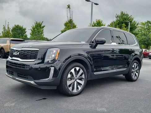 Used 2022 Kia Telluride EX w/ EX Premium Package FWD image 31
