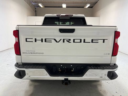 Used 2021 Chevrolet Silverado 1500 LTZ AWD/4WD image 10