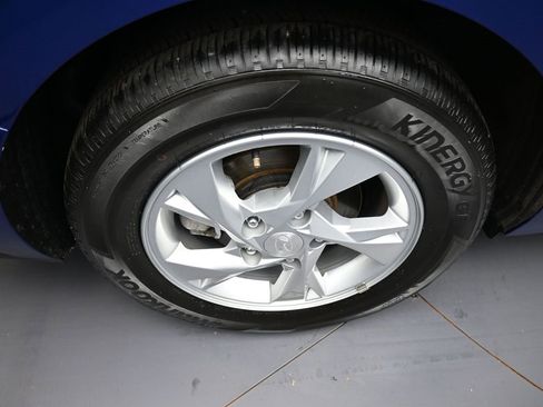 Certified 2023 Hyundai Elantra SE w/ Cargo Package image 12