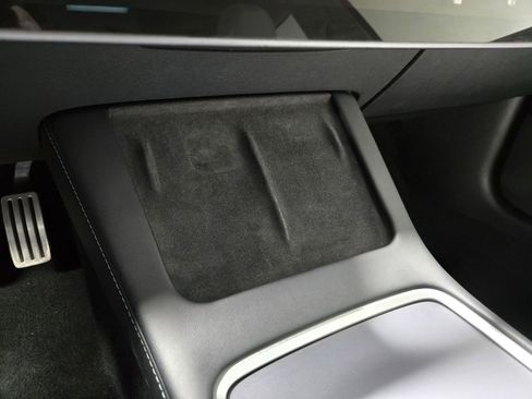 Used 2023 Tesla Model 3 Performance image 24