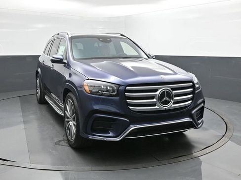 New 2026 Mercedes-Benz GLS 450 4MATIC image 22