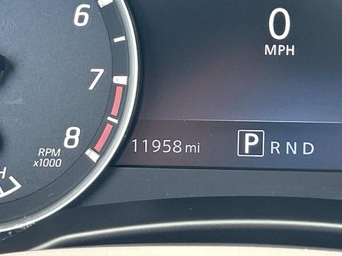 Used 2025 Nissan Frontier SV w/ SV Convenience Package RWD image 40