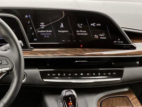 Certified 2024 Cadillac Escalade Sport Platinum image 19