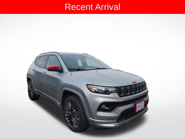 Used 2023 Jeep Compass Limited AWD/4WD image 1