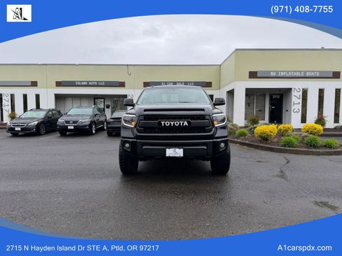 Used 2014 Toyota Tundra Limited w/ Limited Premium Package AWD/4WD image 3
