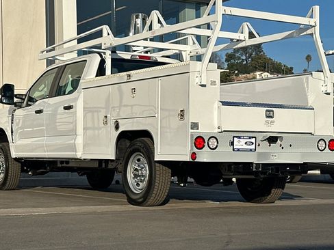 New 2026 Ford F250 4x4 Crew Cab Super Duty image 5