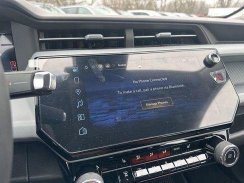 New 2027 Chevrolet Bolt LT w/ Comfort Package FWD image 22