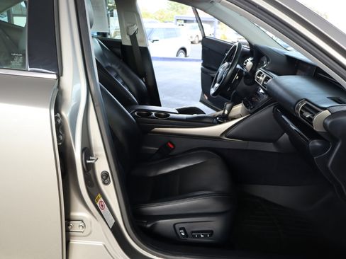 Used 2014 Lexus IS 250 AWD image 37
