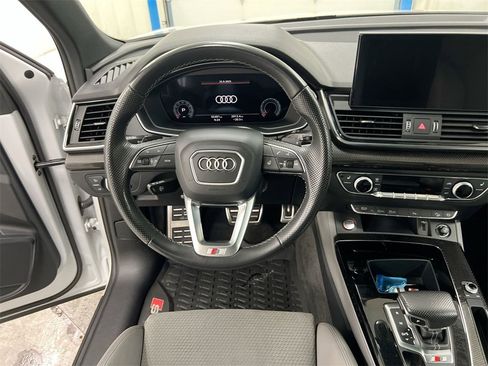 Used 2022 Audi SQ5 Premium Plus w/ Premium Plus Package image 20