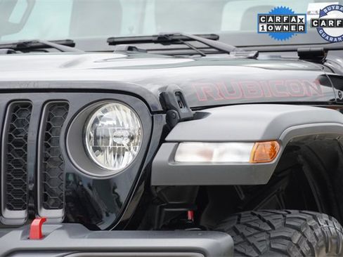 Certified 2022 Jeep Gladiator Rubicon w/ Cold Weather Group image 4
