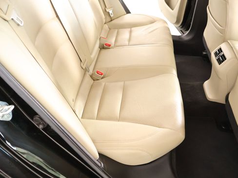 Used 2017 Honda Accord Touring image 15