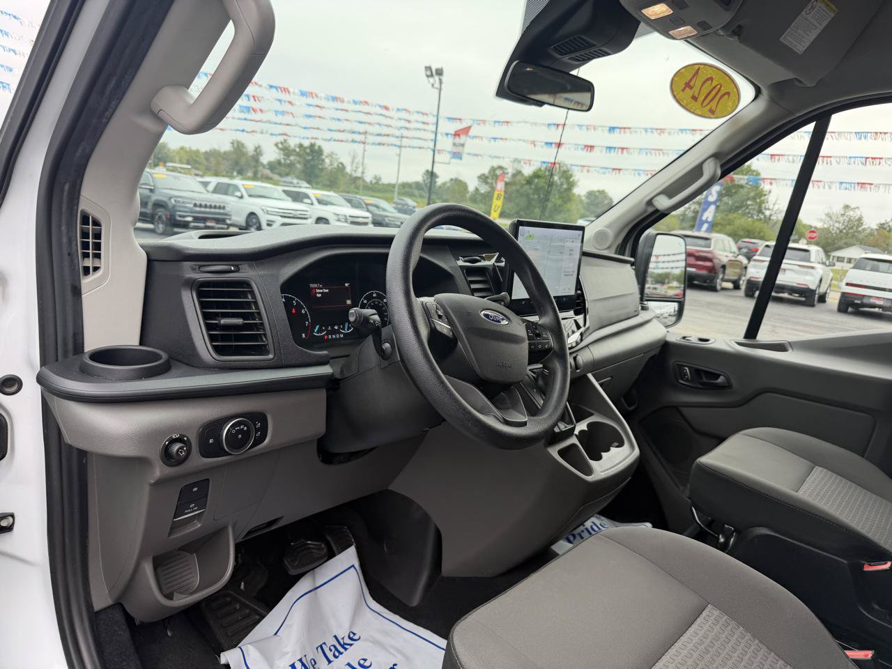 Used 2024 Ford Transit 350 XLT RWD image 14