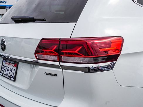 Used 2023 Volkswagen Atlas SEL Premium image 7