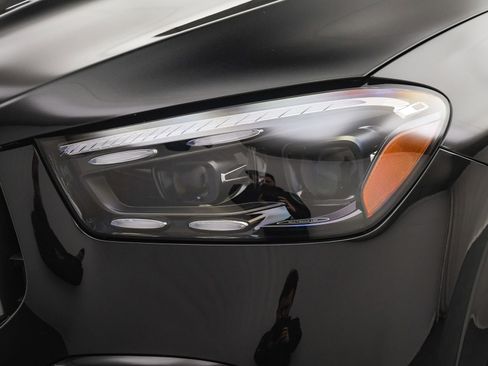 Used 2025 Mercedes-Benz GLE 53 AMG 4MATIC image 29