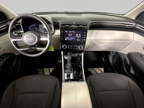 Used 2024 Hyundai Tucson SE FWD image 7