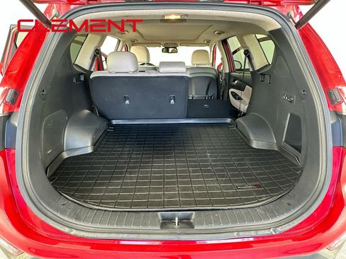 Used 2020 Hyundai Santa Fe Limited image 10